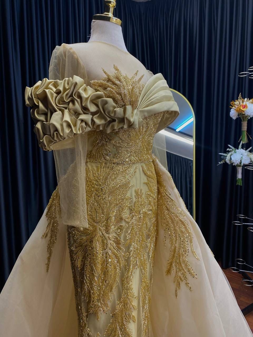 Wedding dress product image (6)