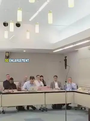 This clip argues that EU enlargement became a 'Trojan horse' that divided Europe at the moment of the Iraq war. It points to the 'new Europe vs. old Europe' framing—Eastern Europe aligned with the US, while Chirac and Schröder had doubts about Iraq—and says the split was disastrous for European unity. With 10–12 new members on board, the argument goes, the EU Constitution no longer had a chance. #EUEnlargement #IraqWar #EuropeanUnion #NewEuropeOldEurope #EUConstitution