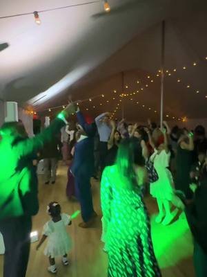 🔥 Crowd Went CRAZY at This Wedding #WeddingDJ #WeddingReel #WeddingShorts #WeddingVibes #WeddingEnergy PackedDanceFloor ReceptionGoals WeddingParty DanceFloorVibes WeddingInspo WeddingEntertainment PartyWedding JustMarried LuxuryWedding WeddingDayFun DJLife EventDJ WeddingGoals