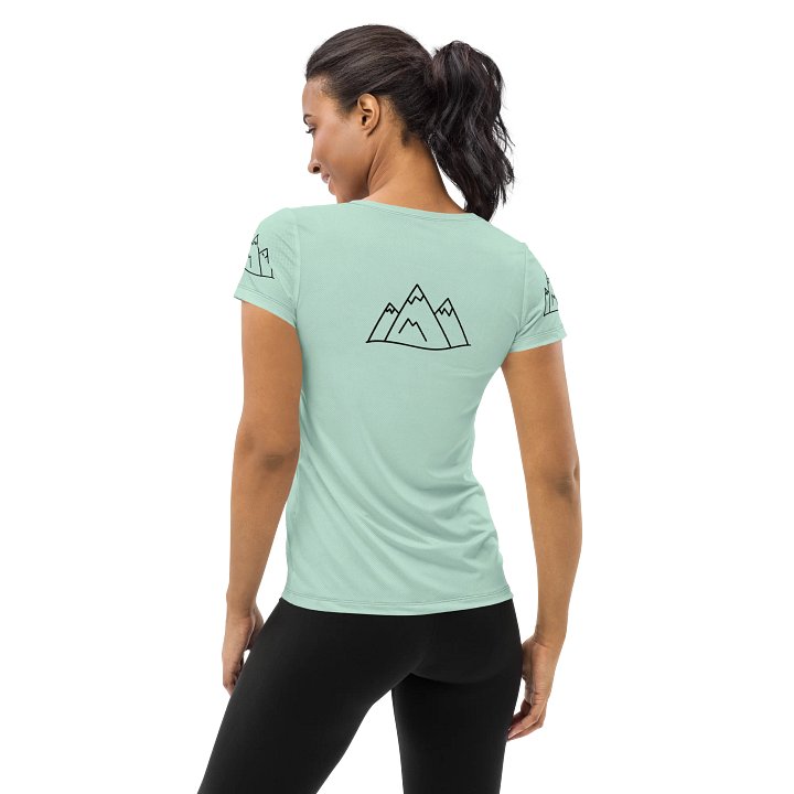Što je teži uspon uz brdo, to je bolji pogled s vrha! - Women's Athletic T-Shirt product image (2)