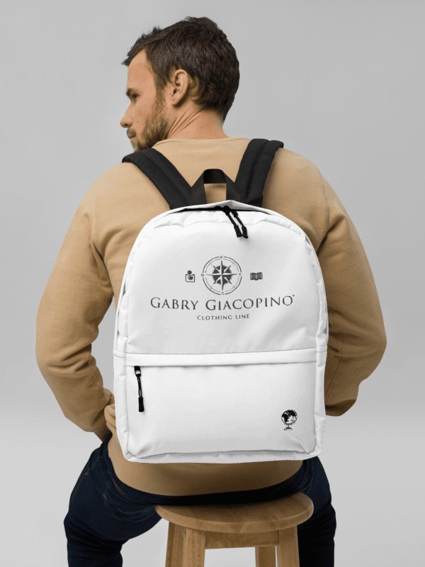 Zainetto Bianco Gabry Giacopino Clothing Line – Minimalismo ed Eleganza in Movimento product image (3)