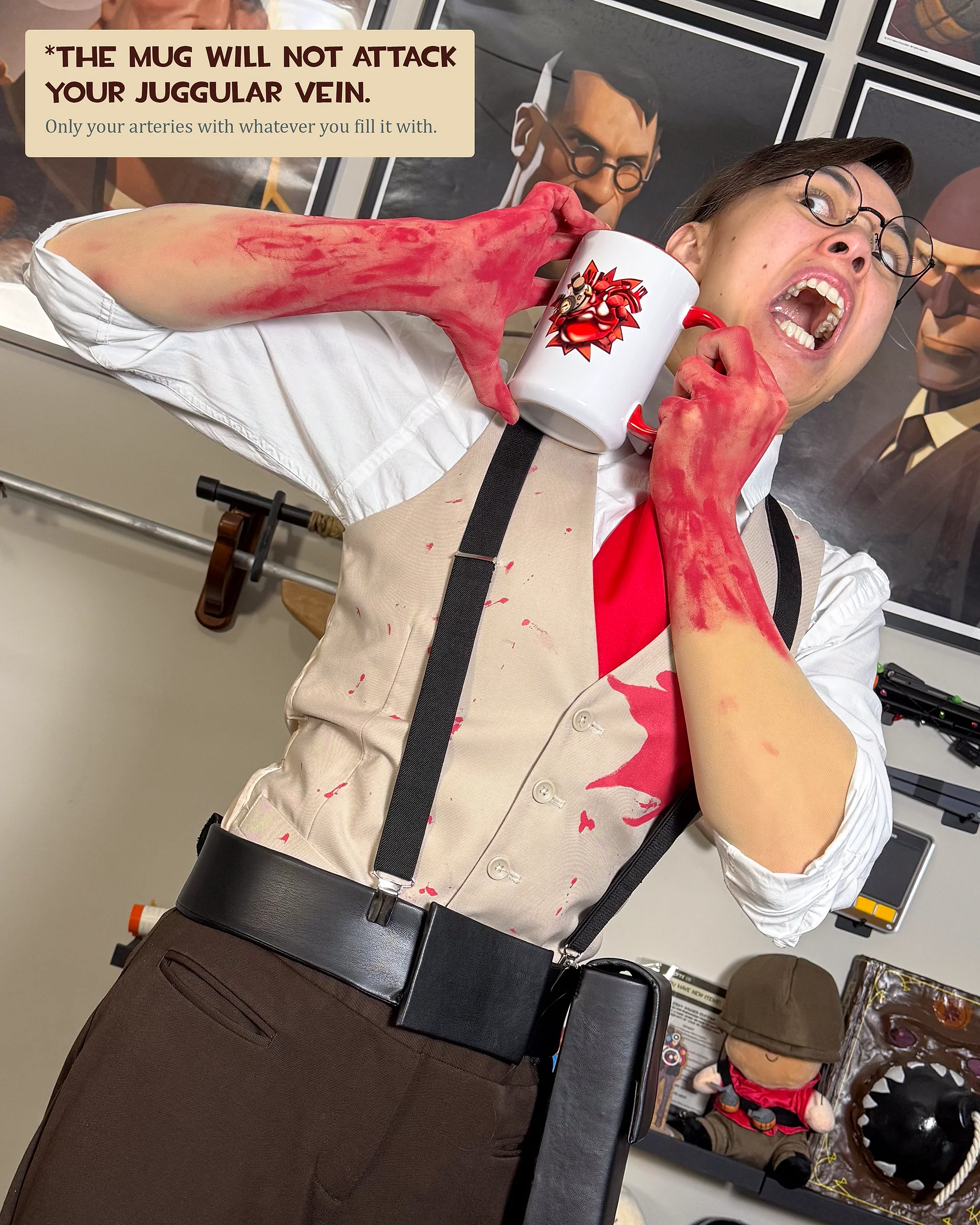 Team Fortress 2 Über Heart Mug + BTS Discord Pass! product image (4)