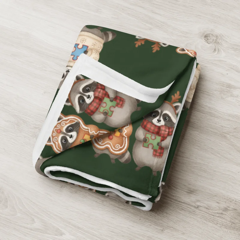 Cozy Green Fuzzy Throw Blanket – Christmas Raccoon Puzzle Design product image (12)