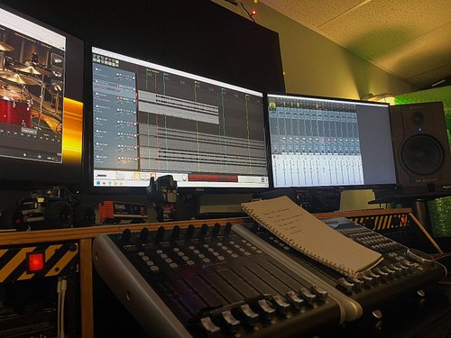 @djembejp laying down more drum takes for the band’s upcoming album! 

#theartifactlegacy #drums #music #hardrock #longisland...