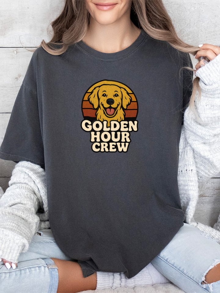 Golden Hour Crew (Golden Retriever) Tee product image (17)