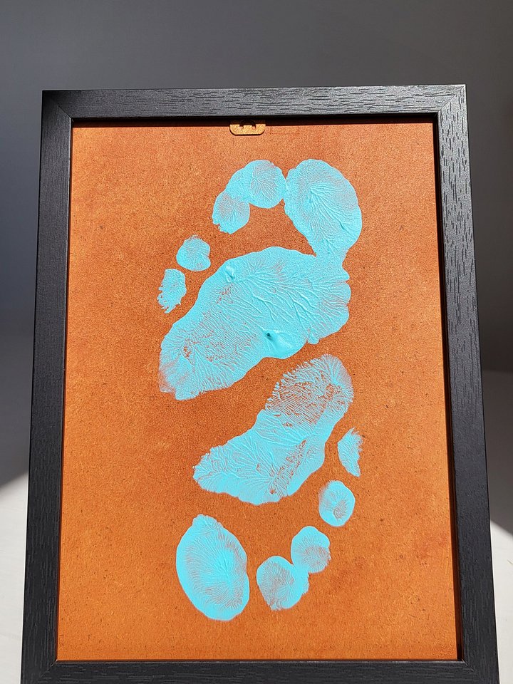 "Blue sole" foot painting product image (1)