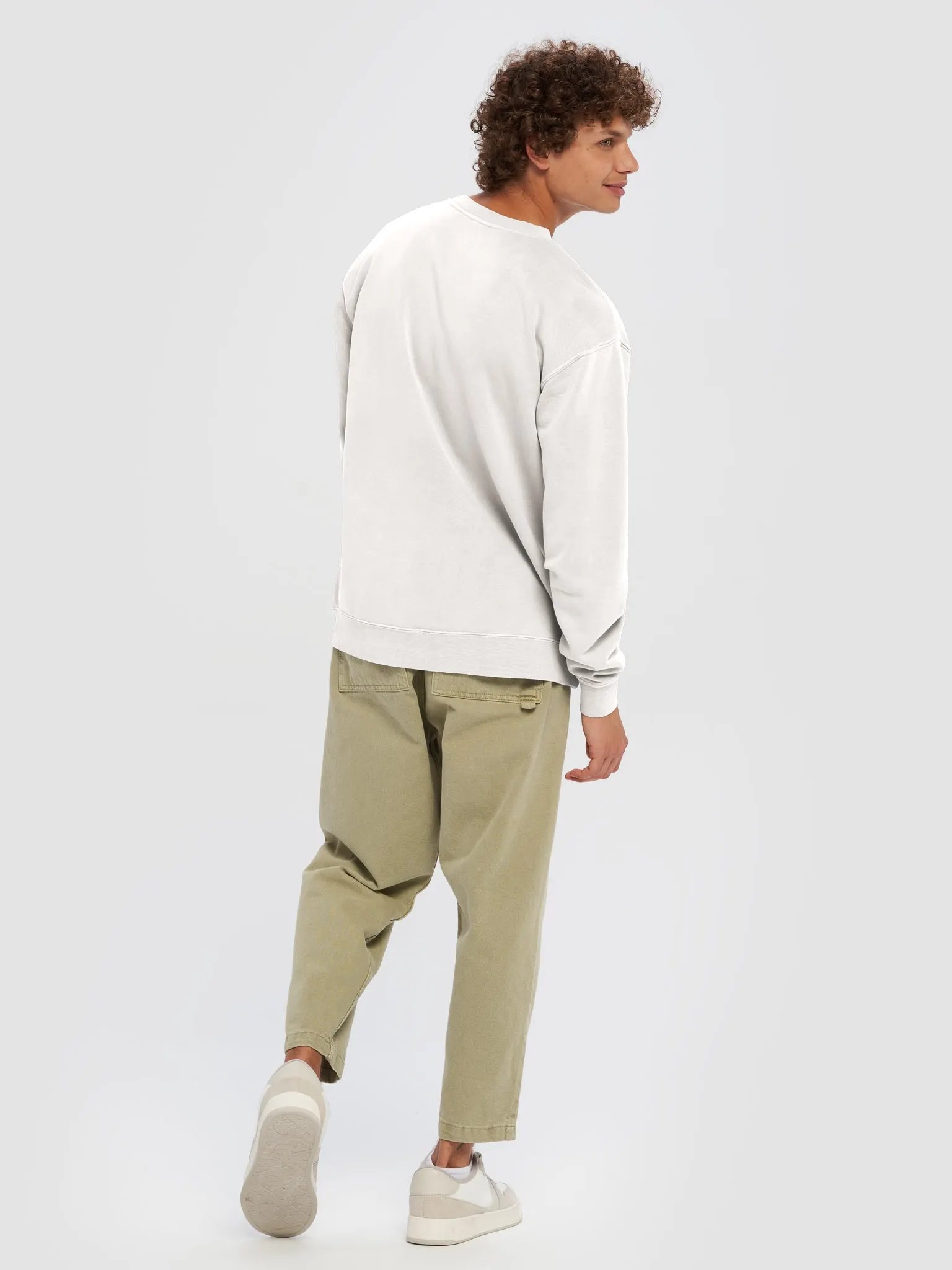 Ginger University Unisex Midweight Pigment-Dyed Sweatshirt product image (5)