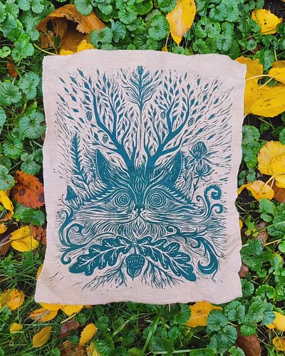 new print! 🍂 the green cat 🌿

this guy was originally carved for the @otherworldlyartscollective Gods & Monsters show last mo...