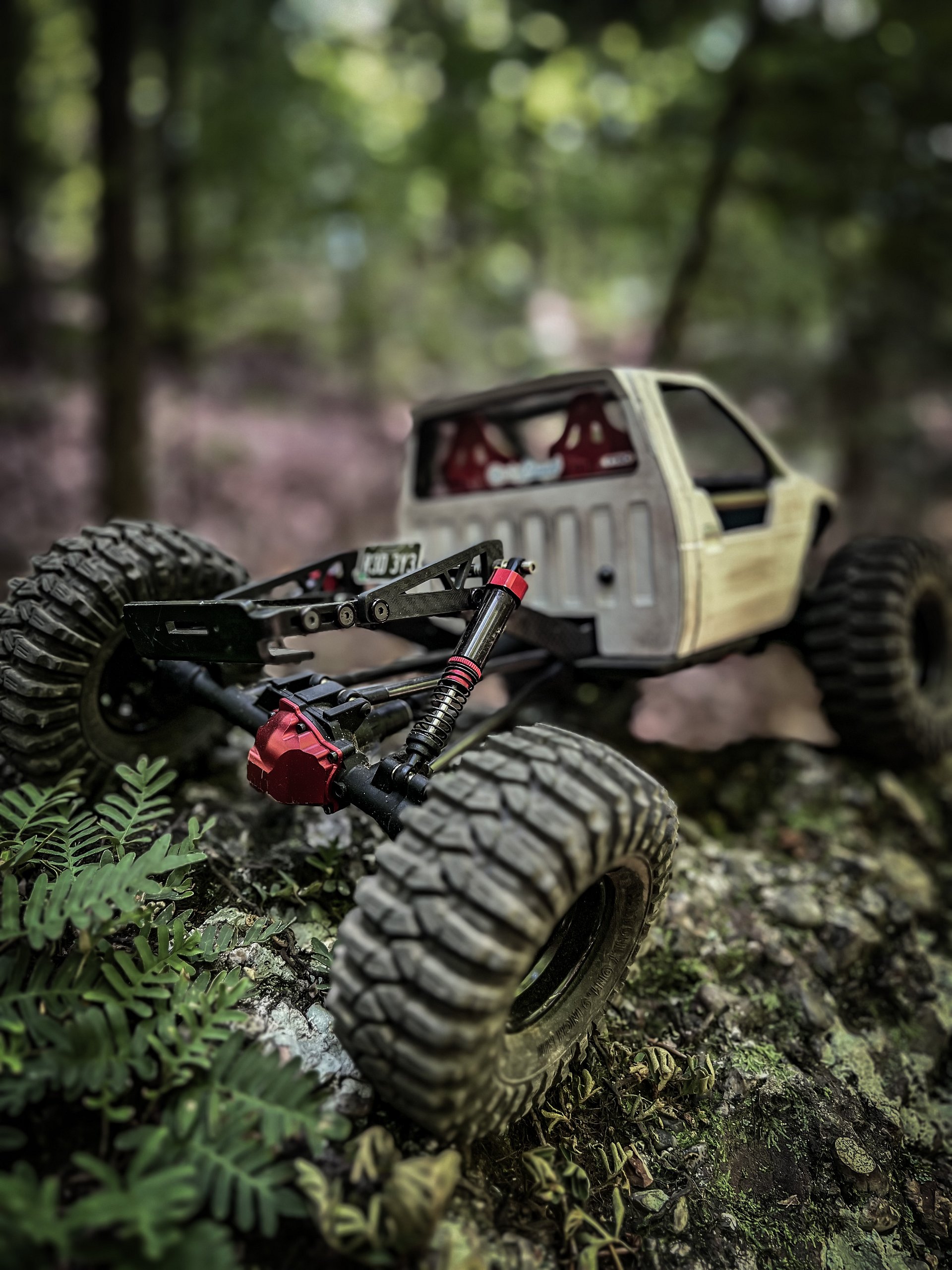 Redcat Ascent Fusion "Big Art" shock tower. product image (2)