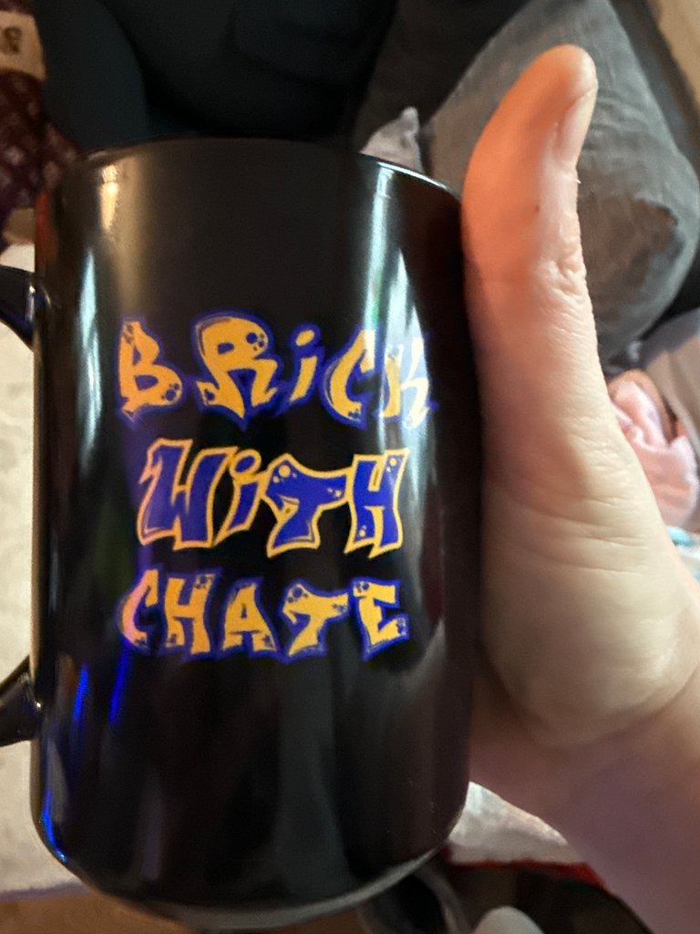 Brick with Chate