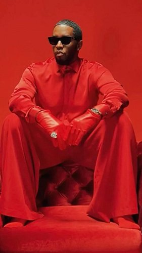 Poor Diddy... Sean “Diddy” Combs was transferred from Fort Dix to an Allenwood, PA prison earlier today…

#diddy #prison #bab...