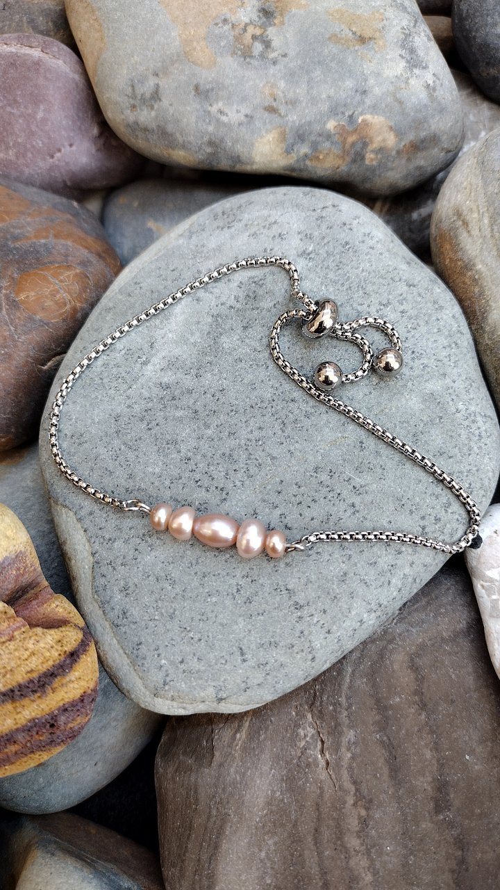 Pearl Bracelet product image (1)