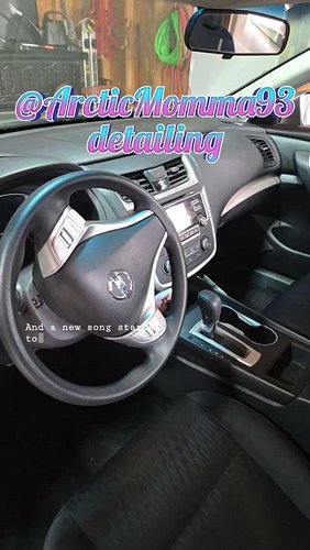 @jessicaelliott.24 aka ArcticMomma93 decided it was time for a little detailing on the Nissan and Jeep so she sent these clip...