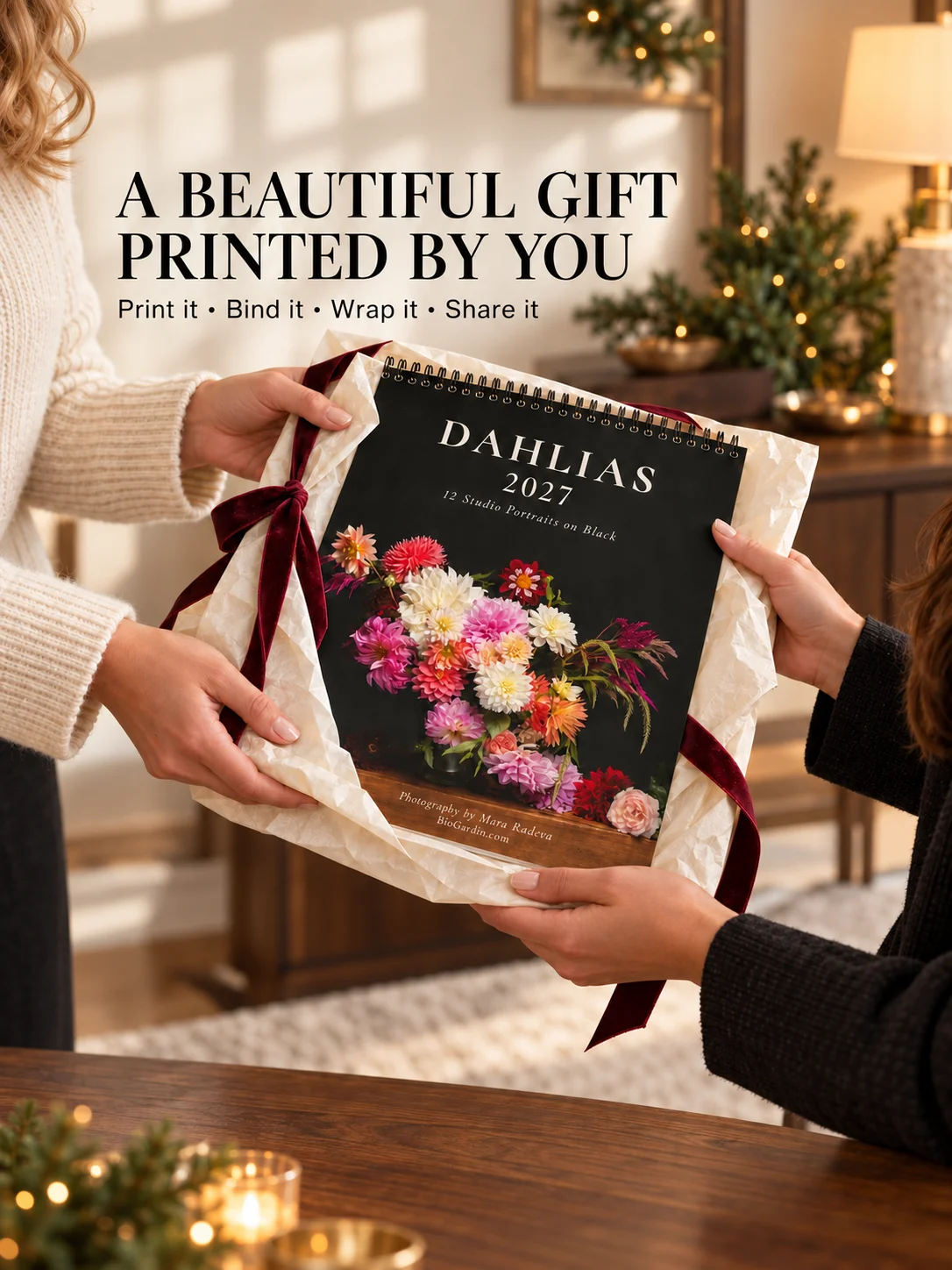 Dahlia Portraits 2027 - Printable Fine Art Calendar product image (3)