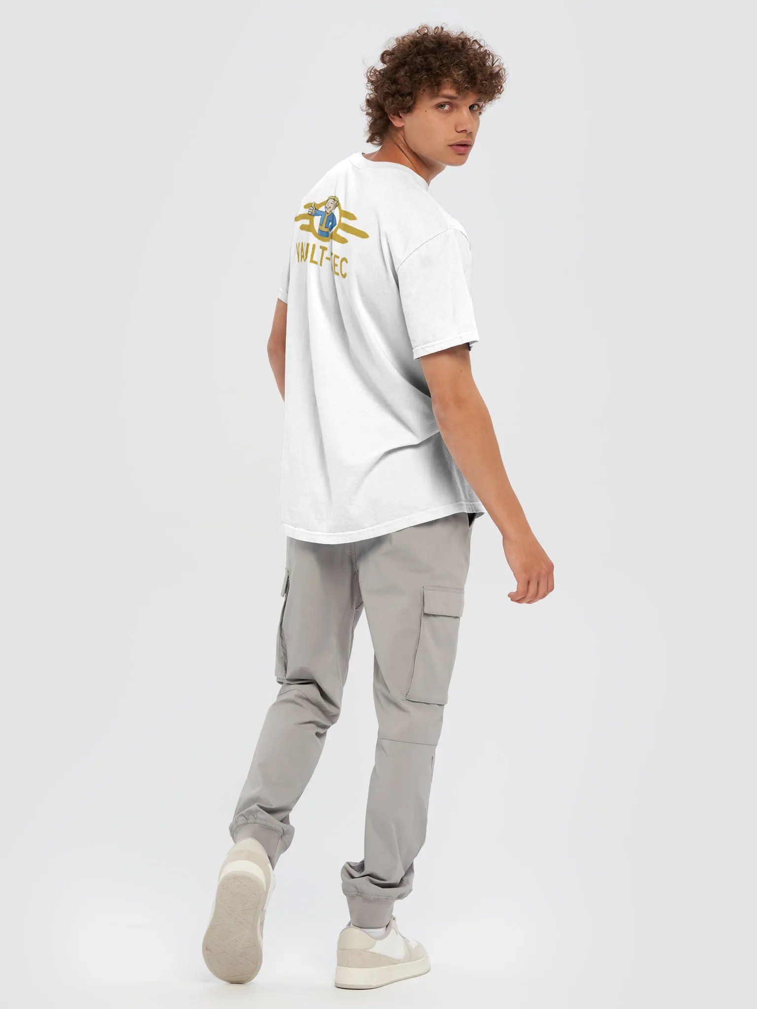 Fallout 76 Rocket Vault Boy Shirt product image (8)