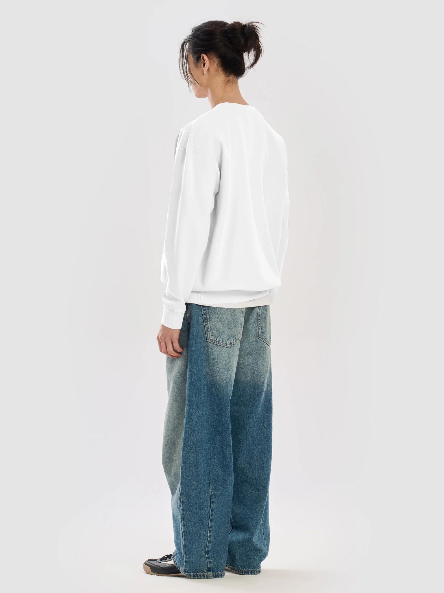 Traizel Light Mode Crewneck product image (16)