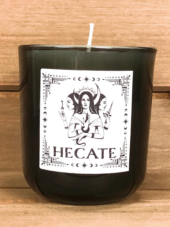Hekate Candle product image (1)
