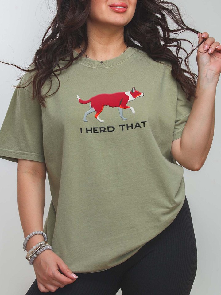 I Herd That T-Shirt(Embroidered) of a Smooth-Coated Border Collie(Red Tricolor) product image (1)