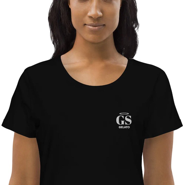 Women's T-Shirt: Fitted Embroidered 