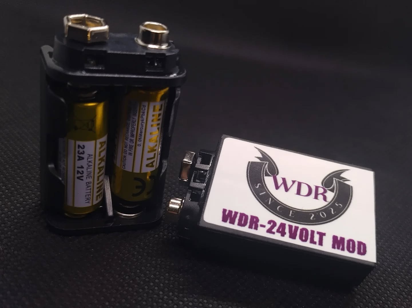 WDR-24Volt-Mod Active Guitar/Bass Booster For EMG & Fluence (Batteries Included) product image (8)