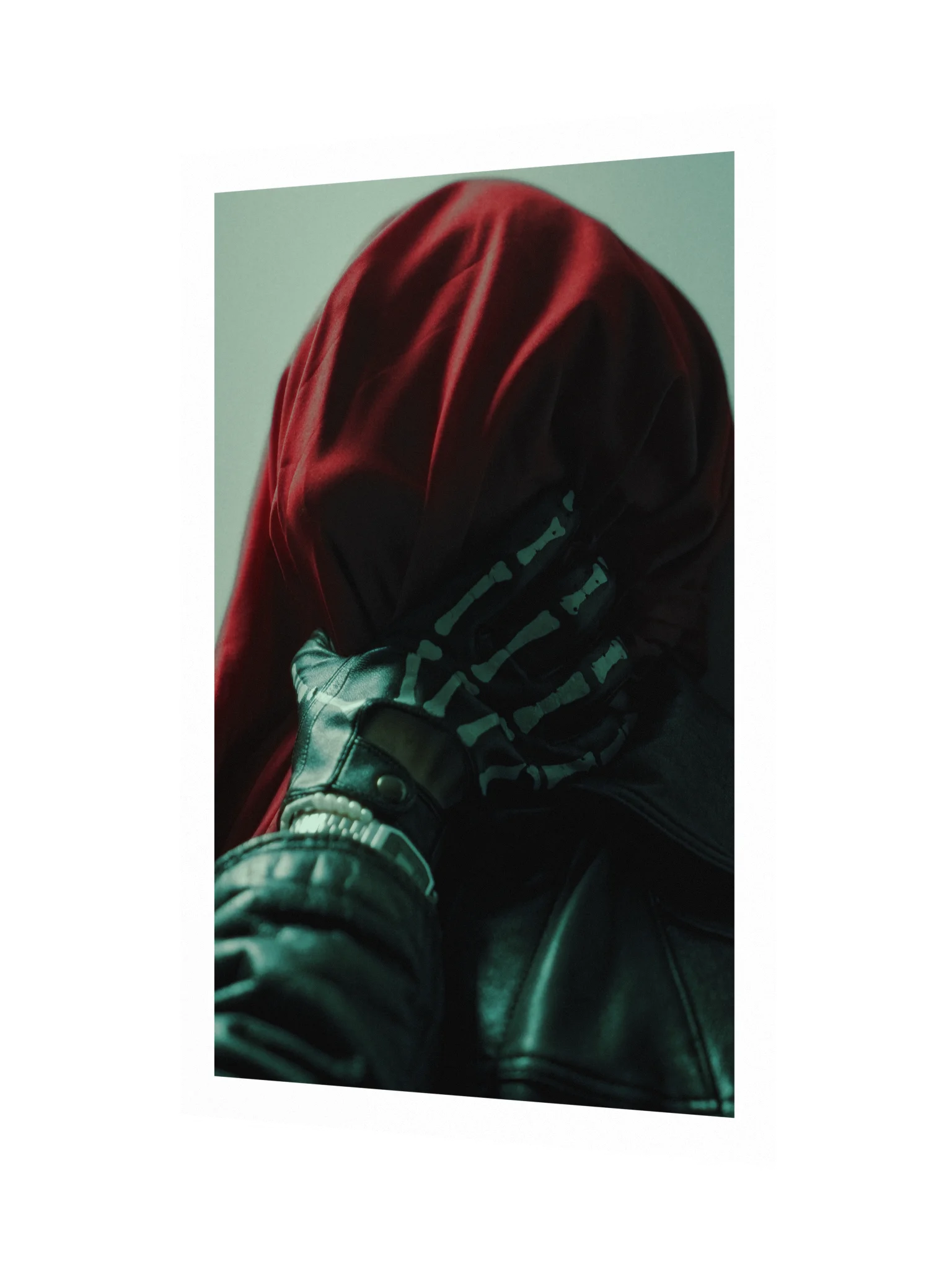 CAUGHT product image (6)