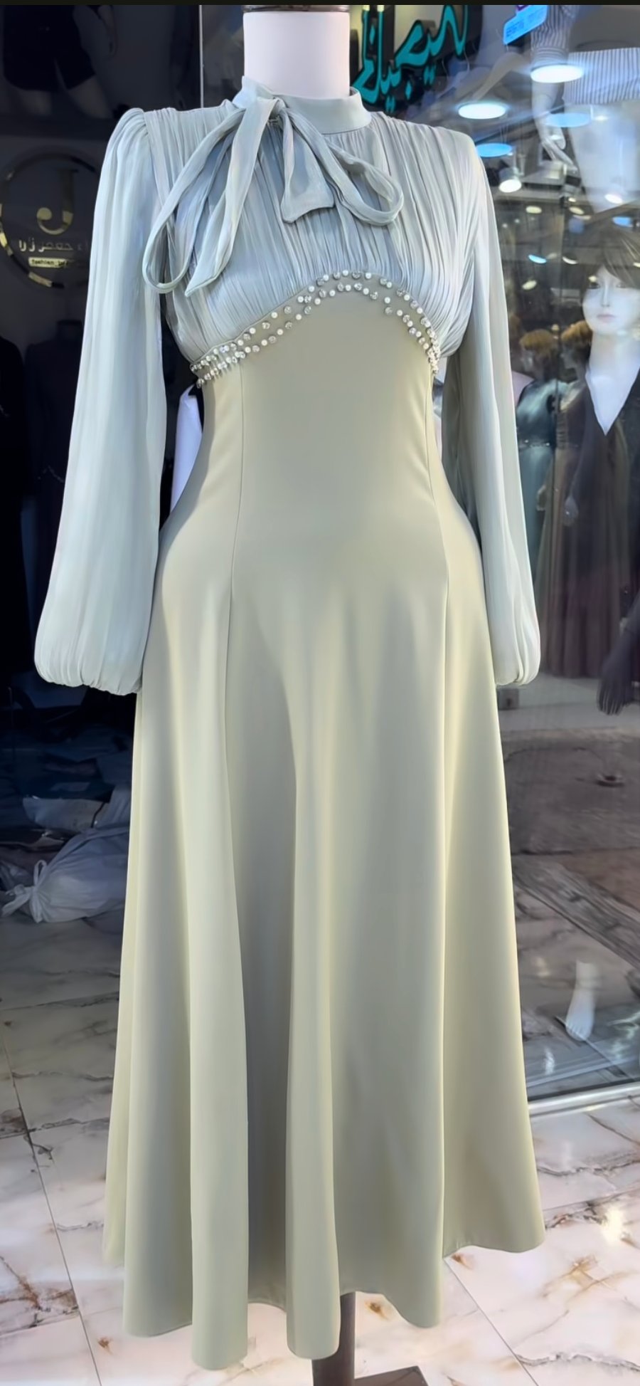 Luxury dress product image (11)
