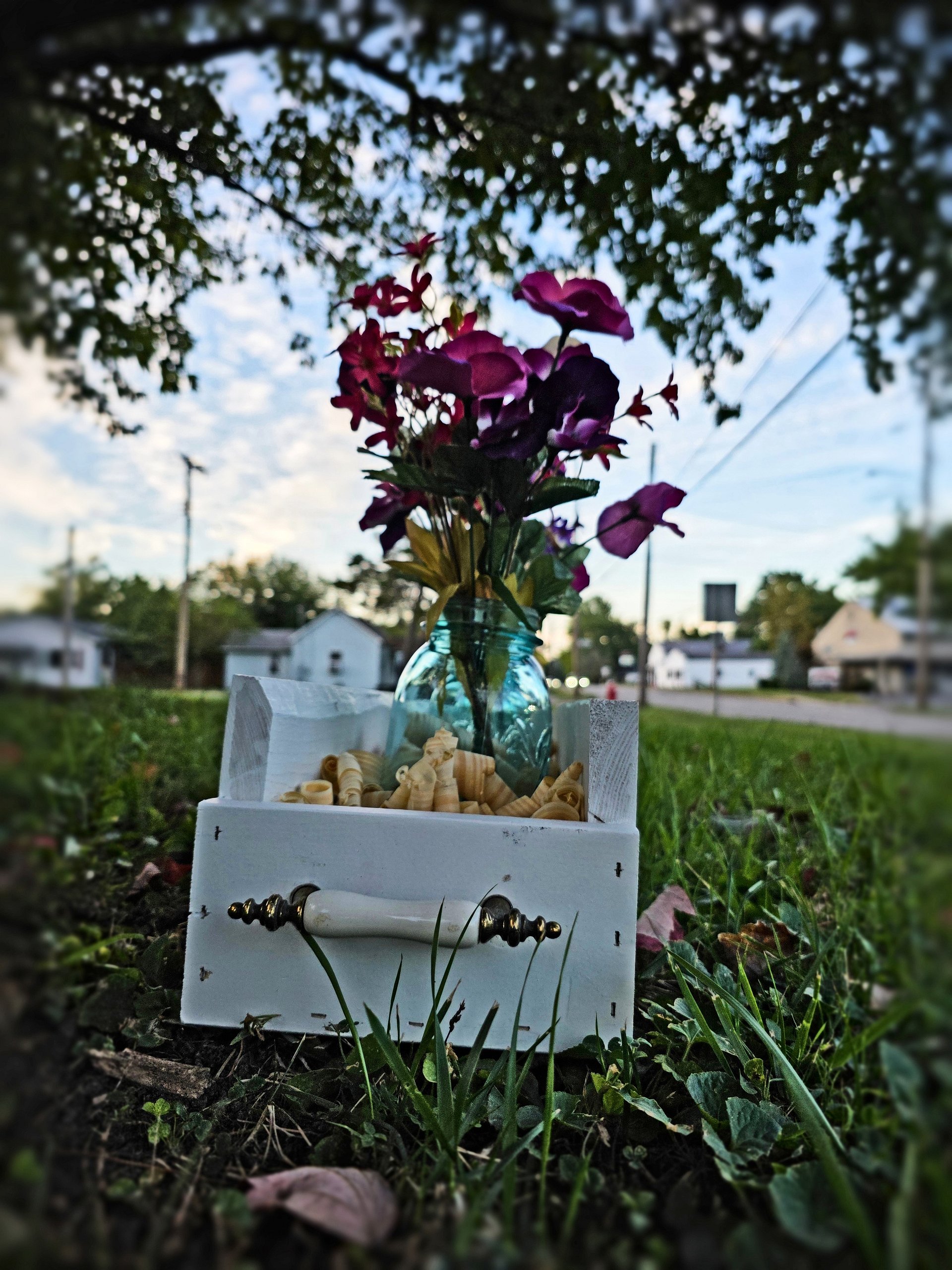 Rustic Planter with Mason Jars product image (1)