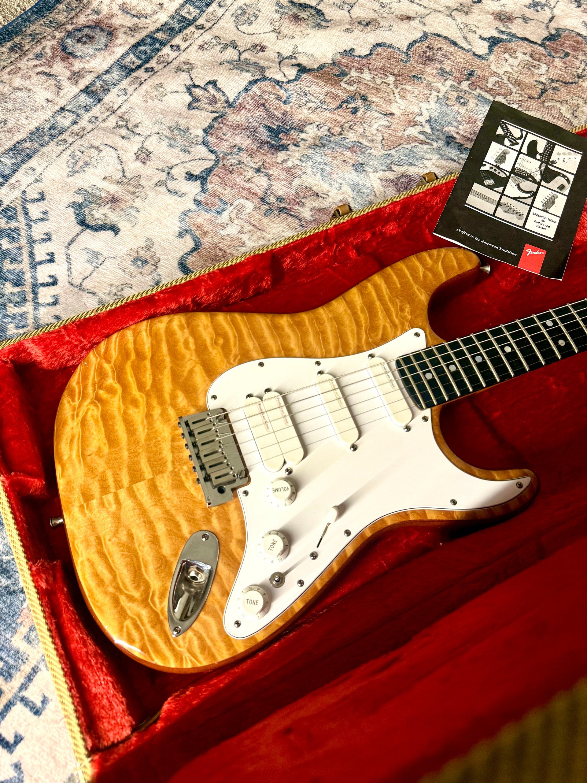 1992 Fender Stratocaster "TIGER FLAME MAPLE" Special Edition Set-Neck + OHSC (CUSTOM SHOP) product image (7)