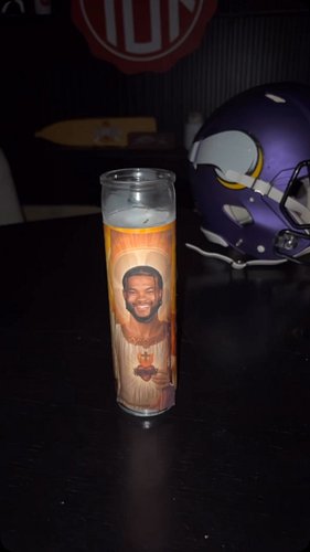 Starting today, the Vikings are your team Kyler 🙏

#skol #minnesotavikings #nfl