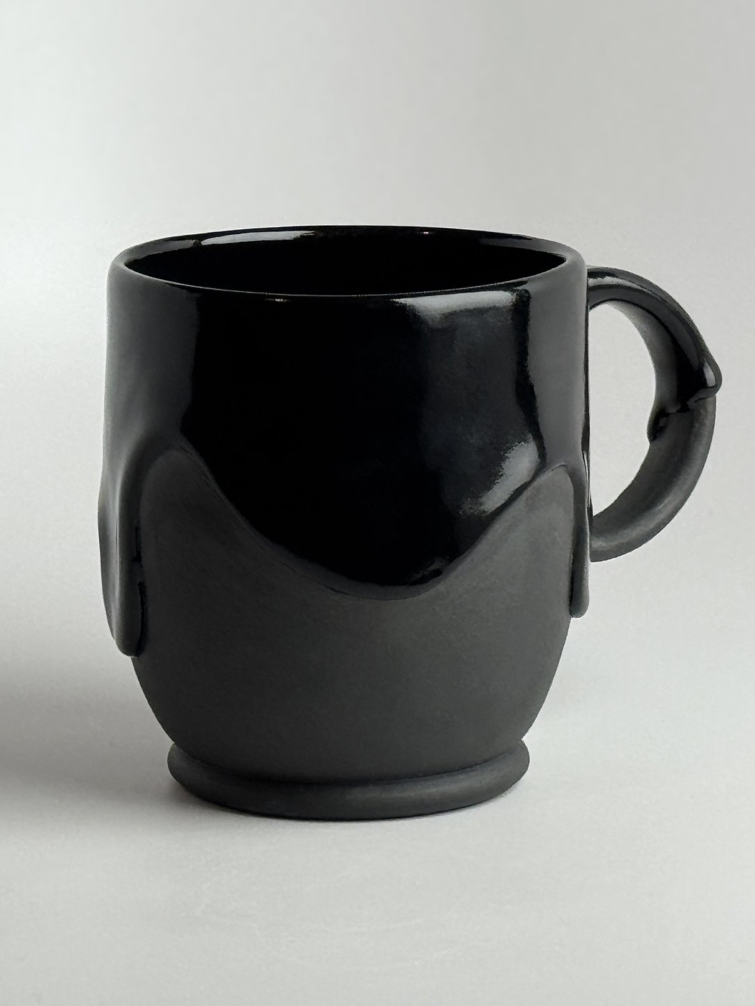Monochrome Black Drip Mug 3 product image (1)