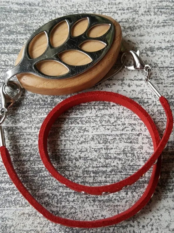 Berry Faux Suede Stud Wrap Bracelet | Handmade Accessory for Bellabeat Leaf Urban & Ivy product image (2)