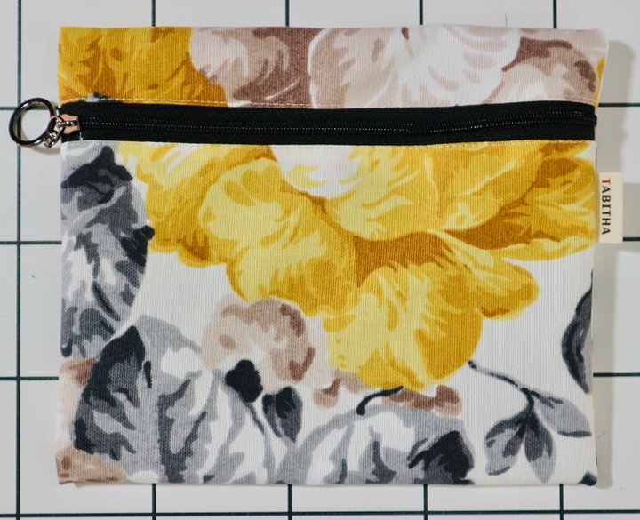 Minimalist Hand Pouch / Utensilienbeutel product image (1)