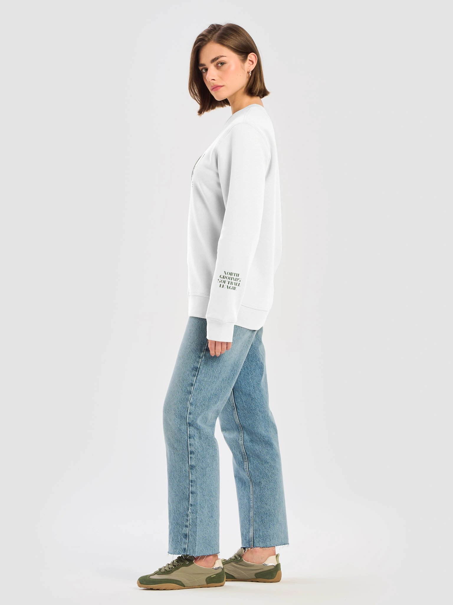 50 crewneck mock up product image (8)