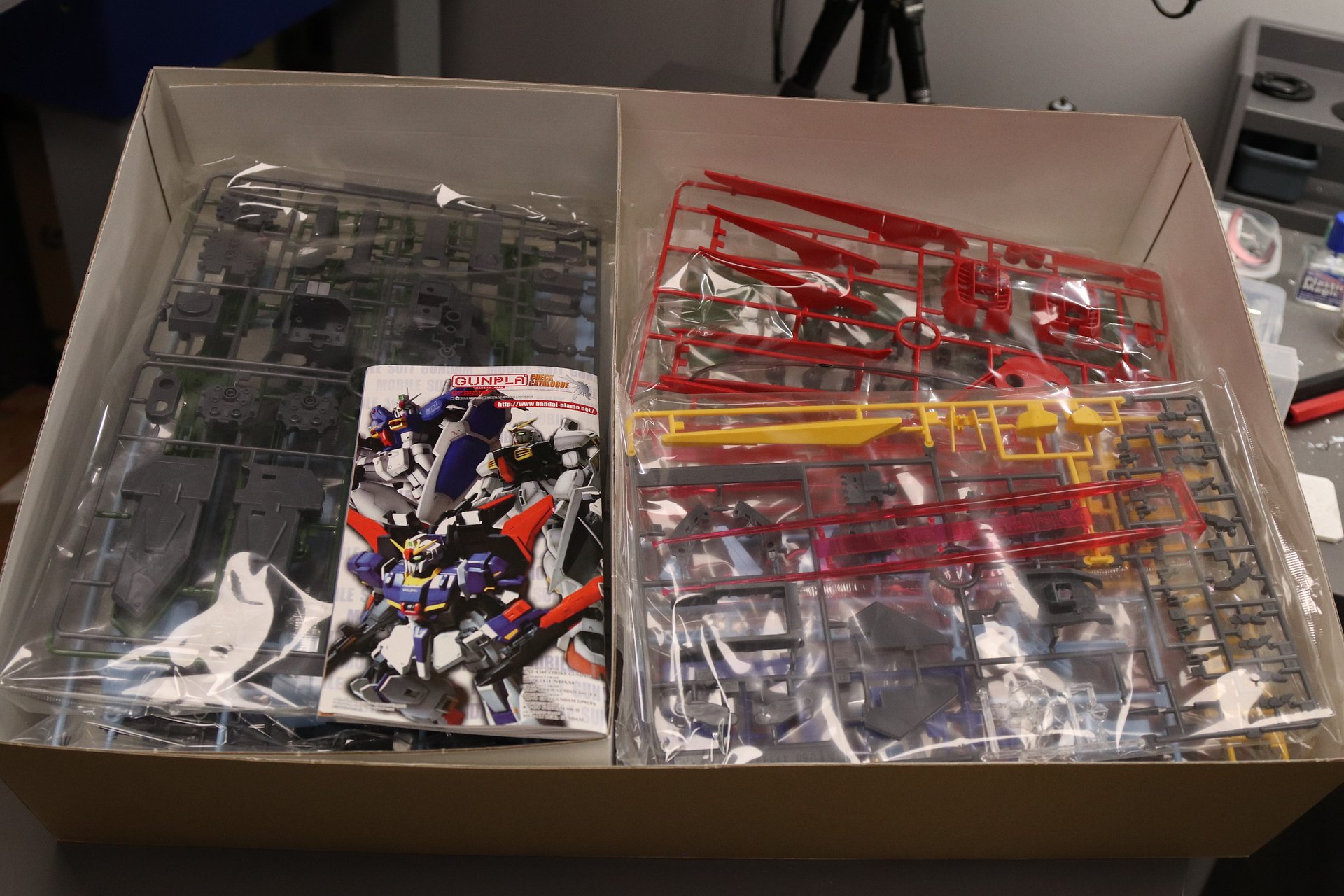 Bandai Strike Gundam Striker Weapon System 1/60 product image (2)
