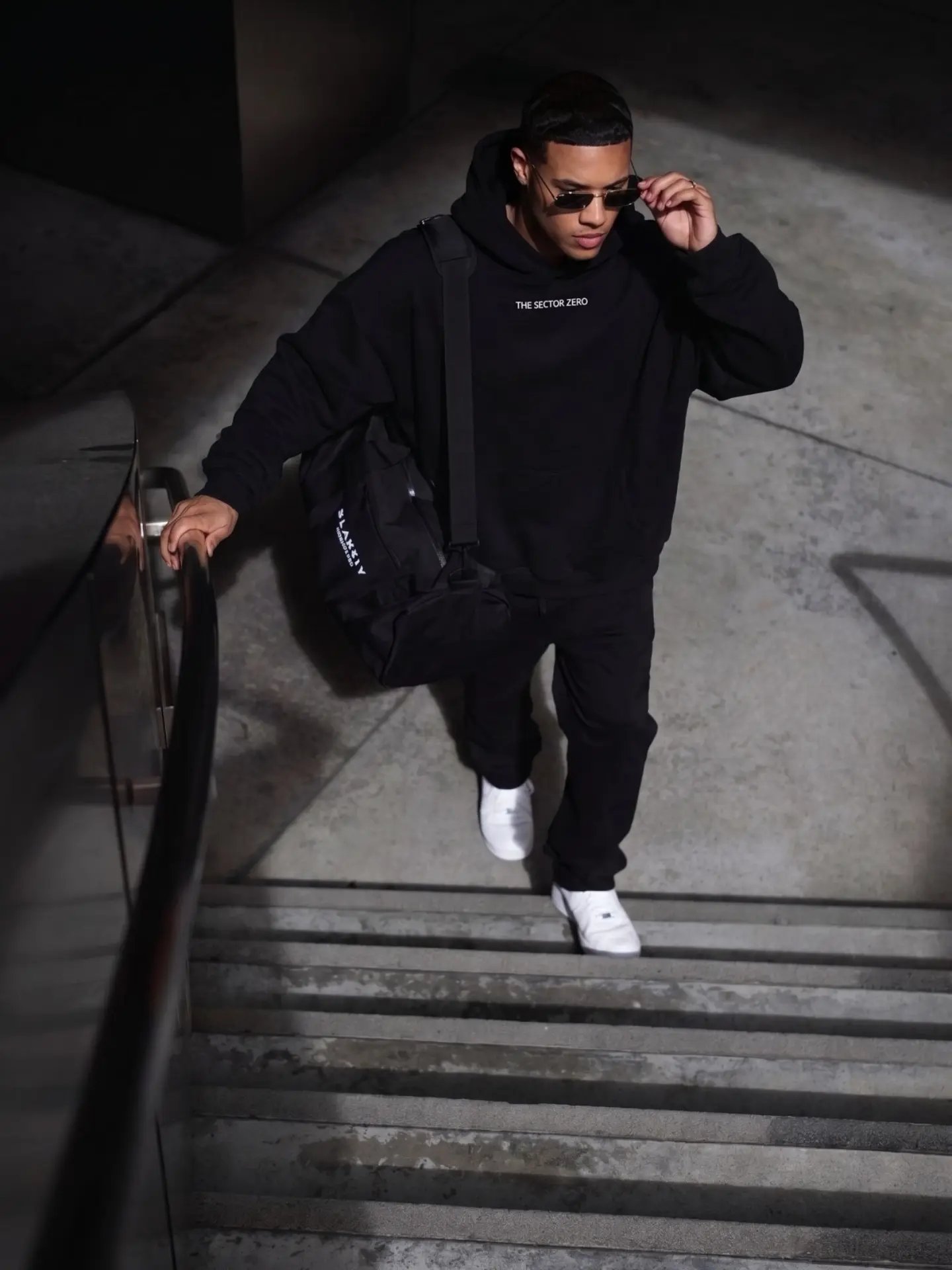 THE ONE MORE ROUND HEAVYWEIGHT HOODIE product image (4)