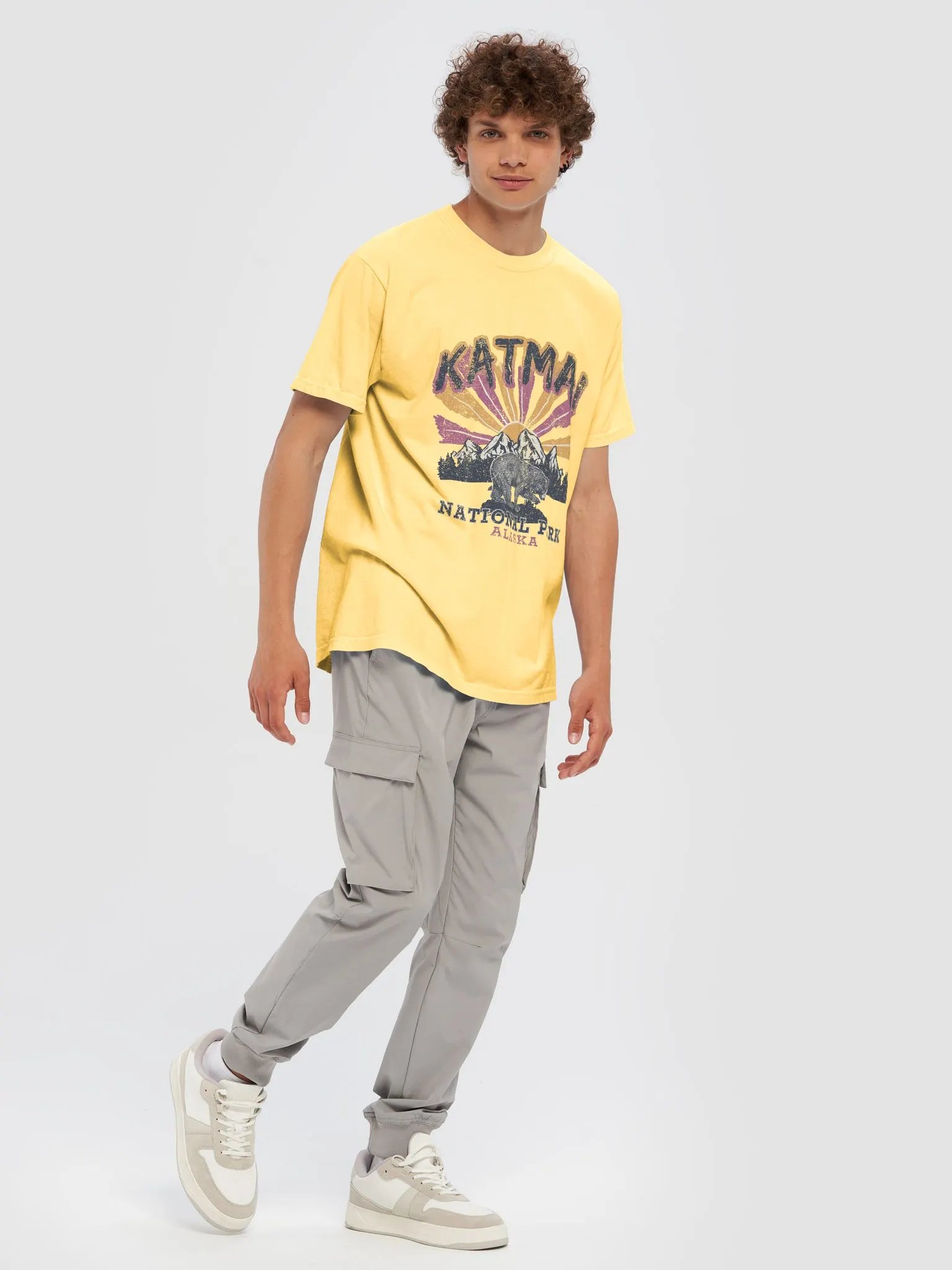 Katmai National Park, Alaska Tee | Retro-Style Western T-Shirt for Travel and Road Trips product image (18)