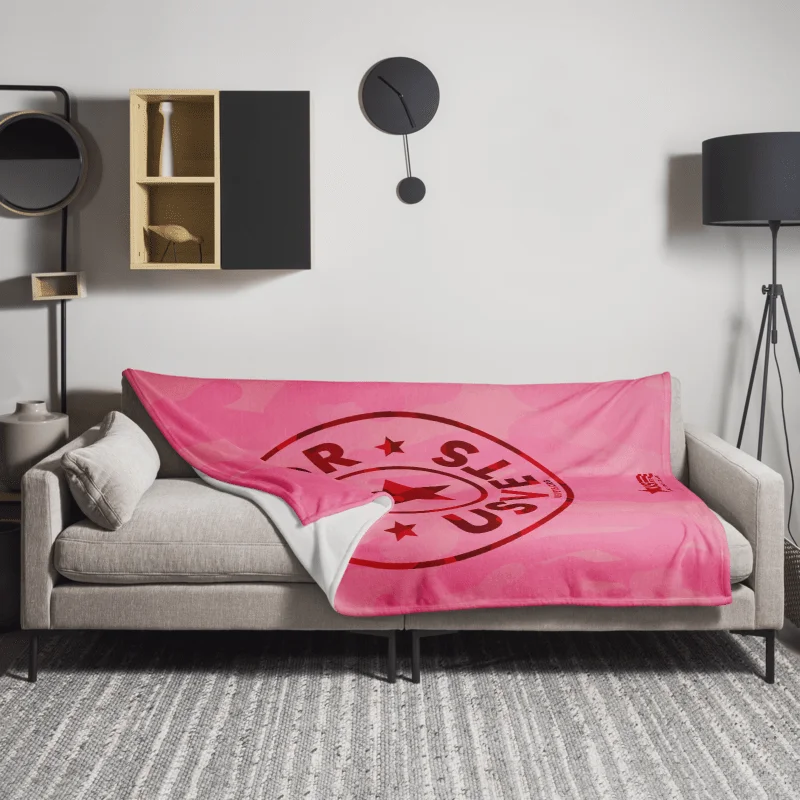 HONORUSVETS - PINK THROW BLANKET product image (7)