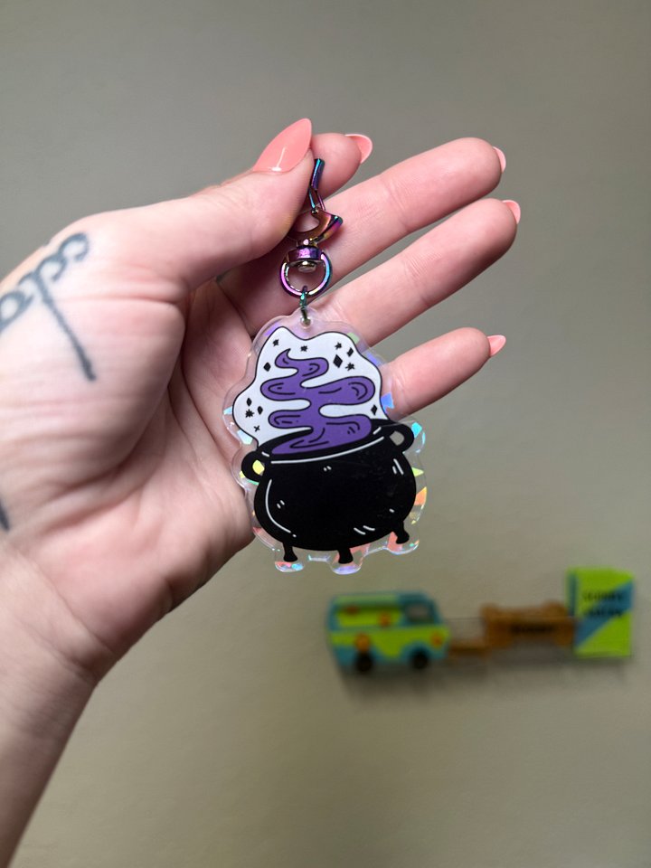 Caldron Keychain product image (1)