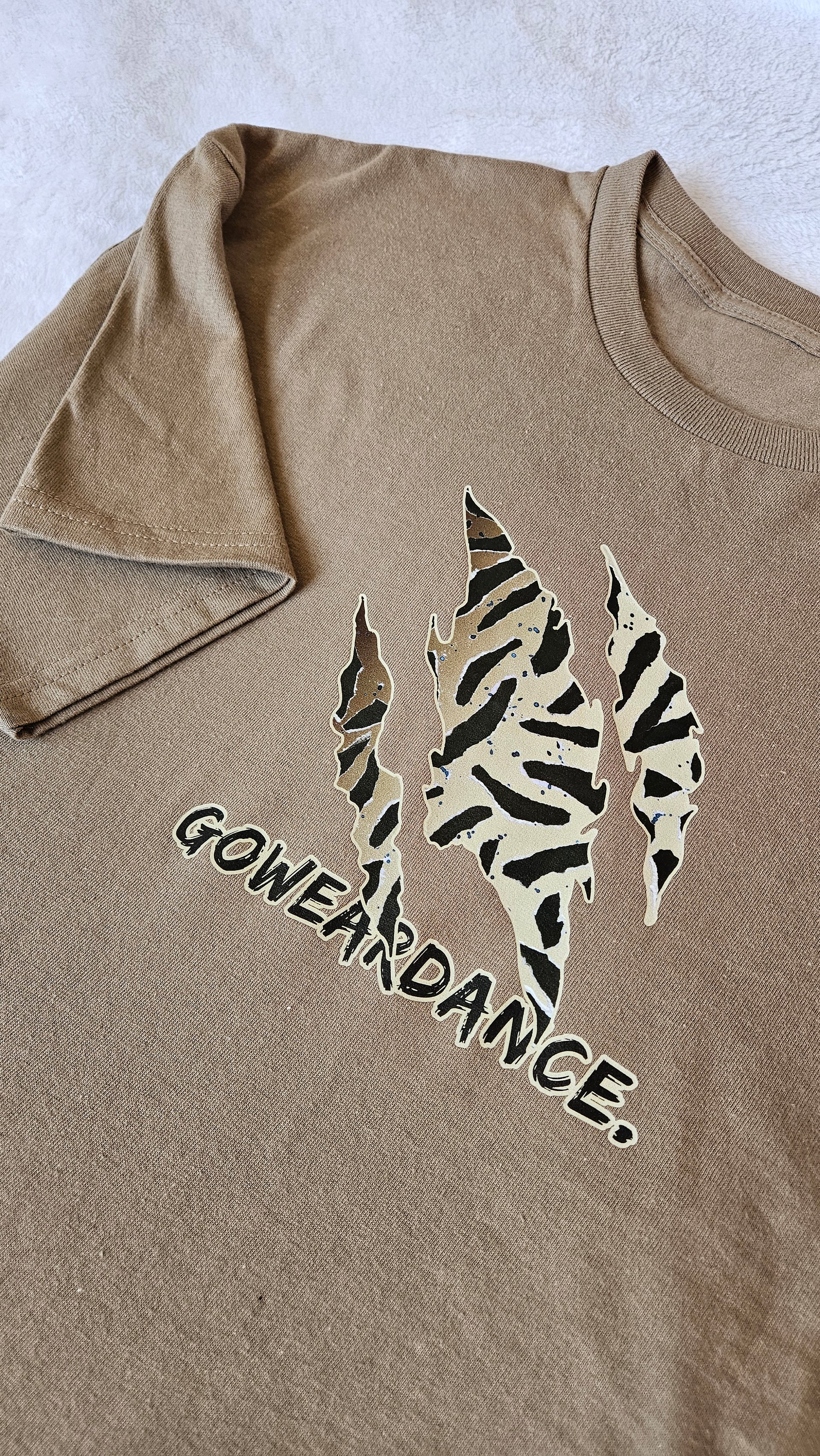 "Night Jungle" print cotton t-shirt product image (1)