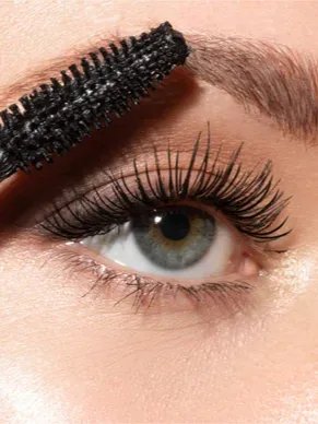 Lengthening & Volumising Mascara product image (2)