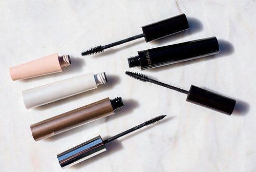 Viral TikTok Mascaras Are Replacing Luxury Lash Products in 2026 https://www.runwaylive.com/viral-tiktok-mascaras-2026-drugst...