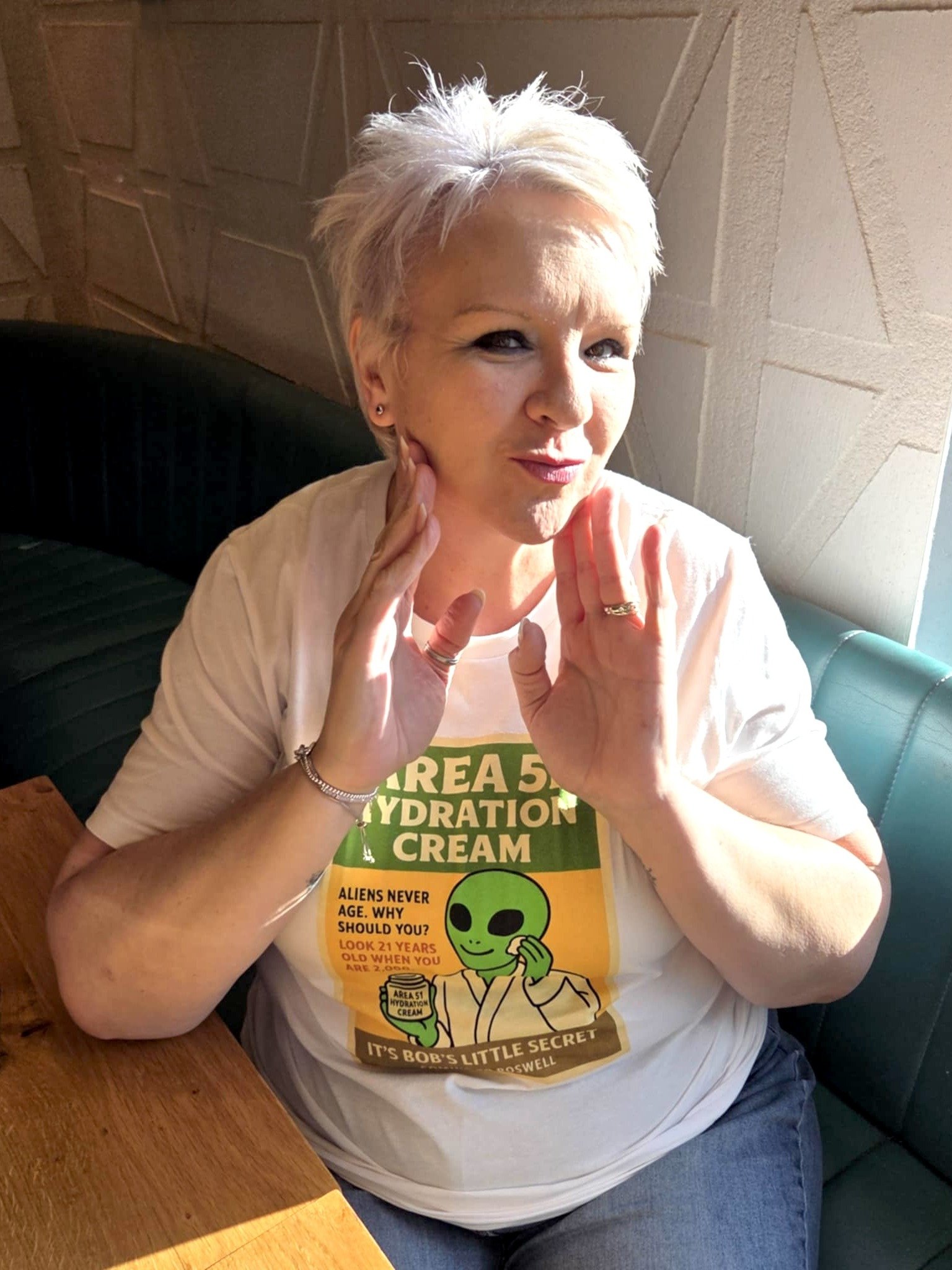 Area 51 Skincare Anti-Wrinkle Hydartion Cream 1950's Retro Roswell Aliens Concert Tee Fit Unisex T-Shirt product image (5)