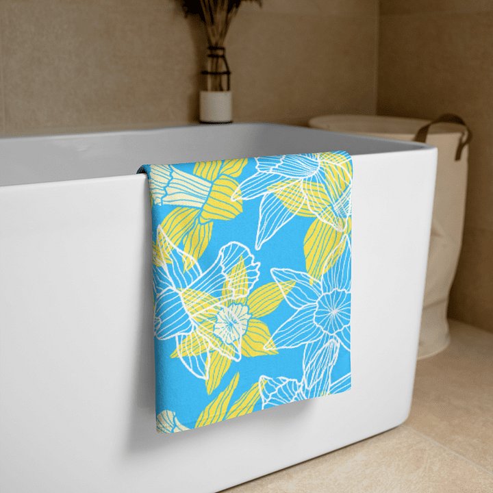 Vibrant Daffodil Floral Towel – Soft Cotton Terry, Bold Colorful Print product image (2)