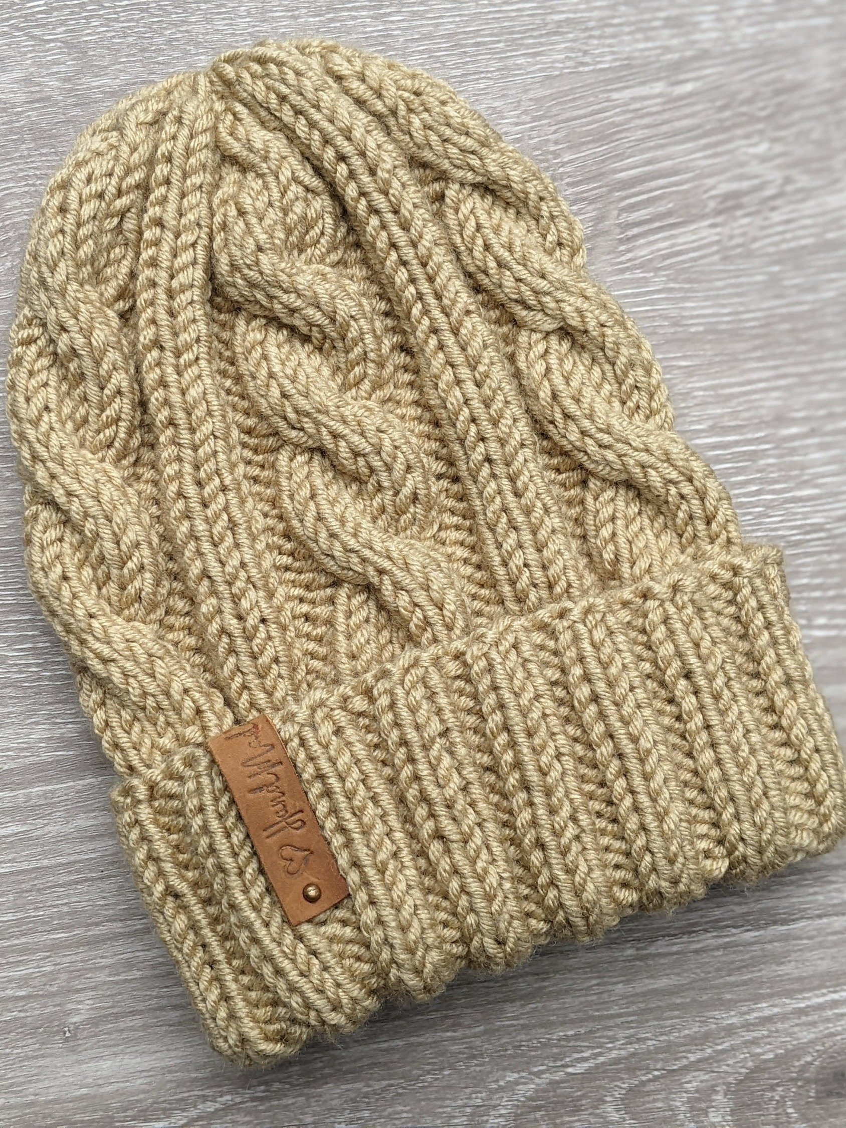 Crème Brûlée Cable Hat Knitting Pattern (Straight Needles) product image (7)