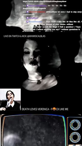 I can't get enough of this song lately, been playing it nearly every stream 🖤🎶 ( Flower crown by @incendie.art ) 🌹🖤 #deathlov...