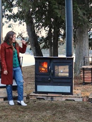 Guliver Wood Burning Cook Stove by Guca Soapstone Right Hand Flue product image (1)