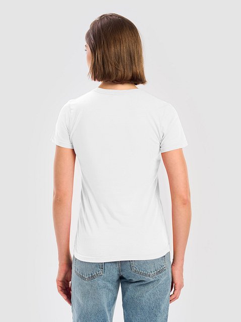 Photo showing Gildan Women's Basic Softstyle T-Shirt 