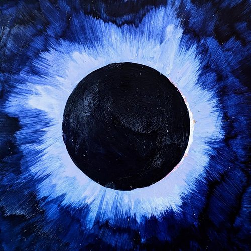 Special edition eclipse moons! What a lucky thing I started this series in time to capture this phenomena 🤩

I've been revisi...