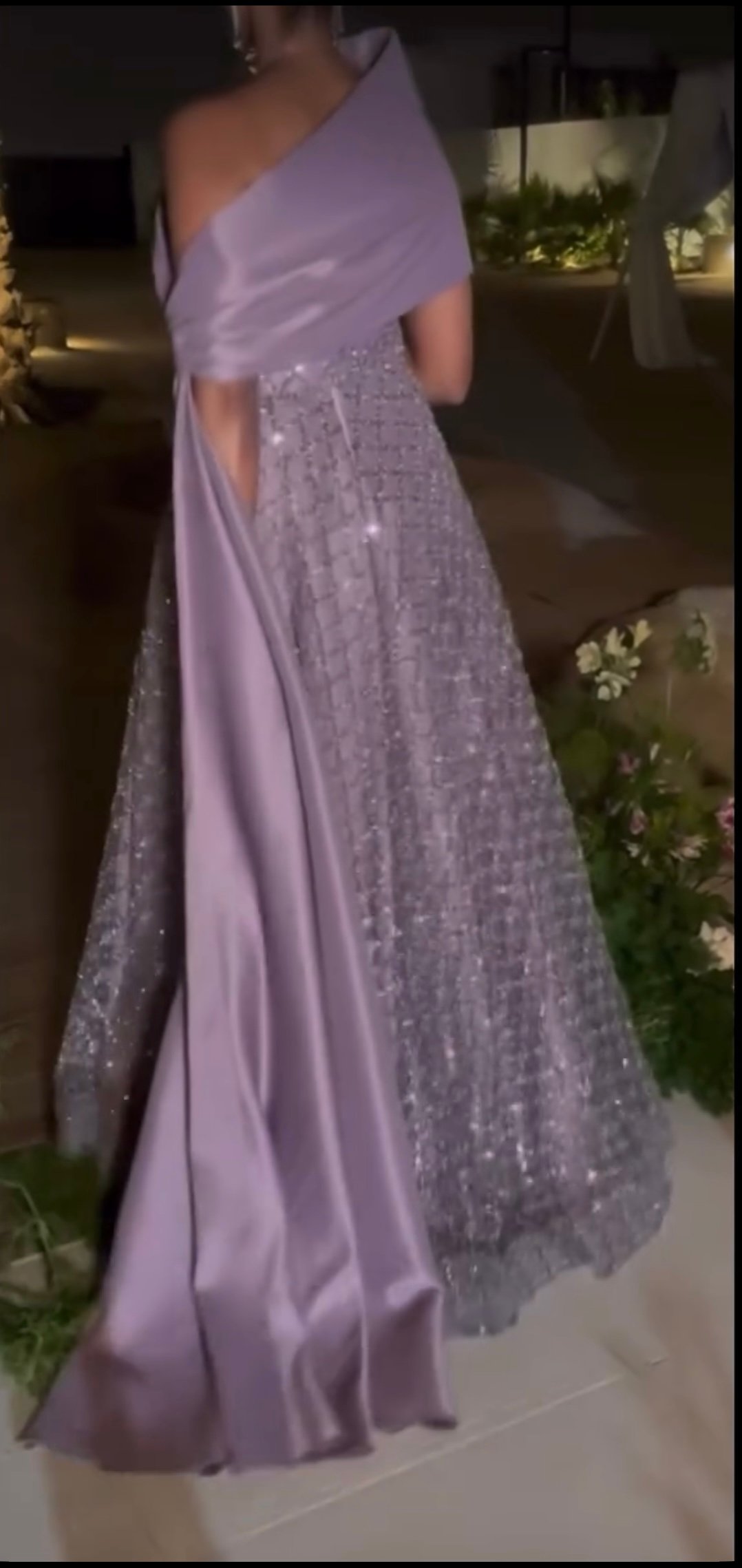 Luxury dress product image (3)
