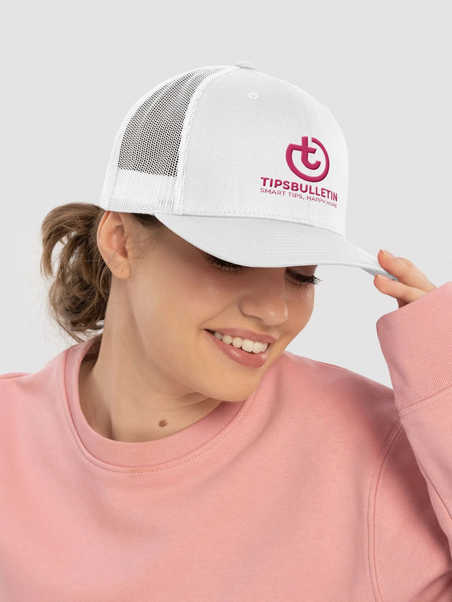 TIPSBULLETIN Retro Trucker Hat product image (3)